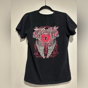 Bohica Bill Woman’s Sz: XL Dilligaf "Key to My Heart" V-neck Graphic t-shirt.